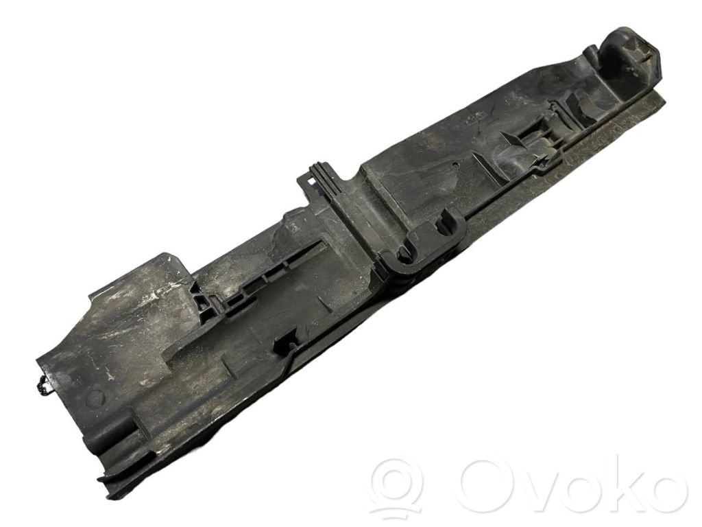 Держатель/кронштейн радиатора(ов)