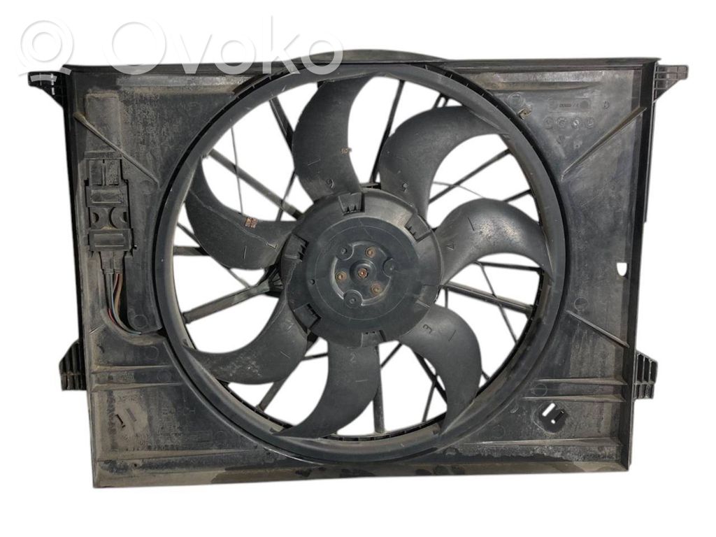 Elektrisks radiatoru ventilators