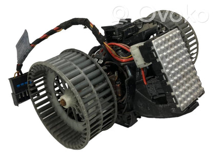 Маленький вентилятор радиатора