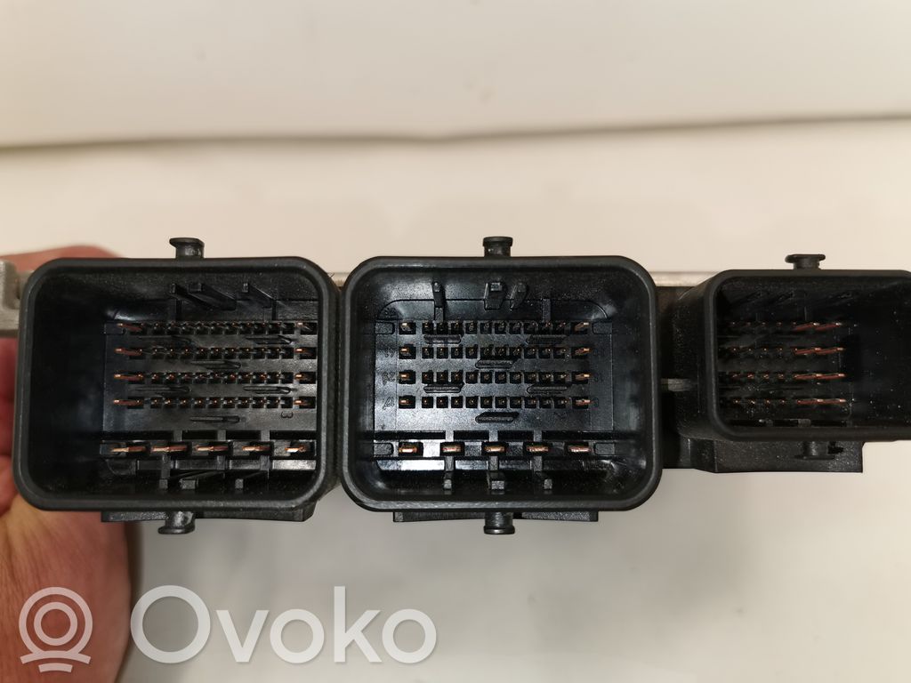 Motora vadības bloka ECU