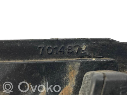 Aizmugurējā pārsega pievilcējs