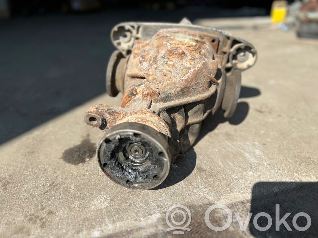 Задний редуктор