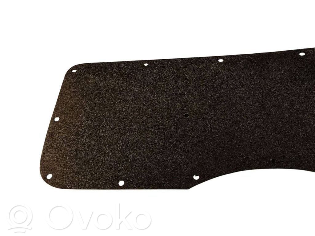 Bagāžnieka sānu apakšējās apdares panelis