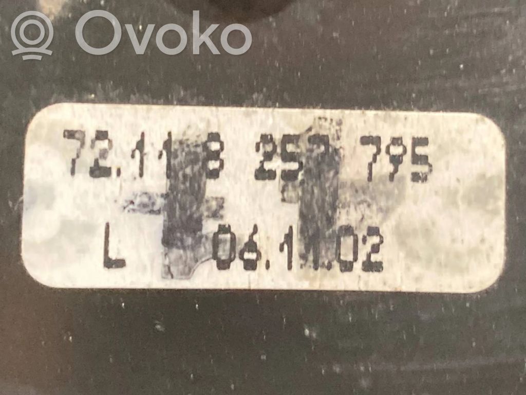 Priekšējās jostas sprādze