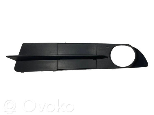 Pretmiglas luktura dekoratīvais režģis