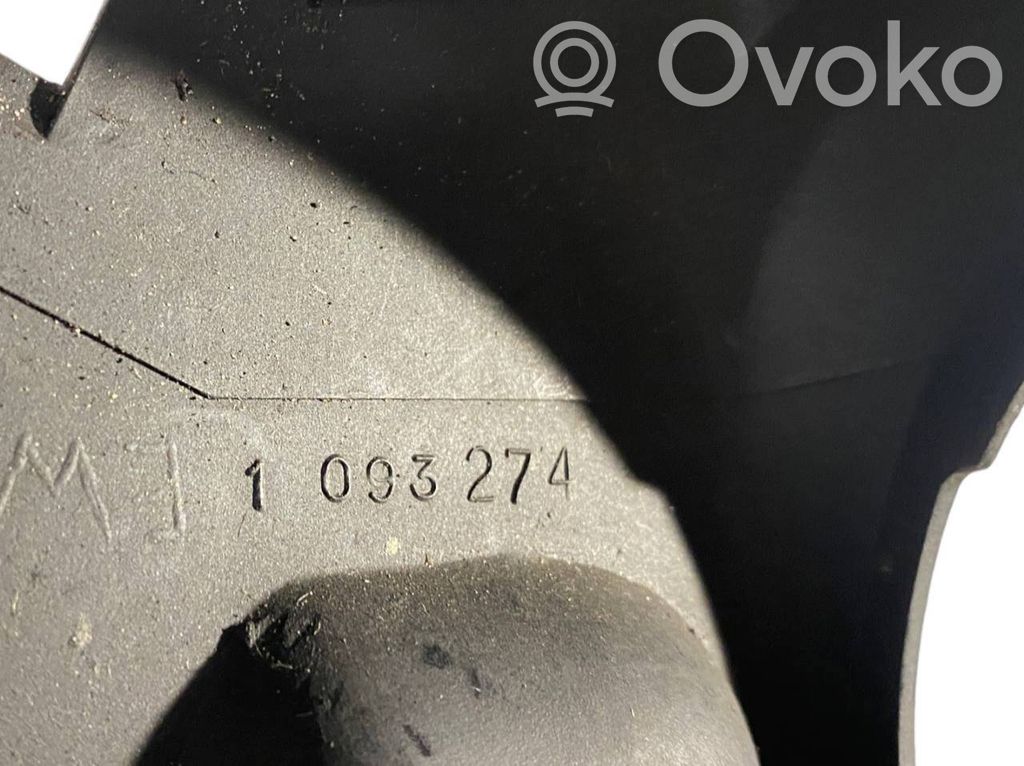 Stūres ass dekoratīvā apdare