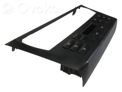 Gaisa kondicioniera / klimata kontroles / salona apsildes vadības bloks (salonā)