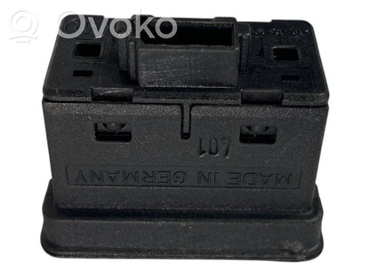 Elektrisko logu slēdzis