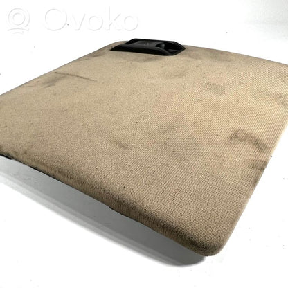 Cita veida salona detaļa