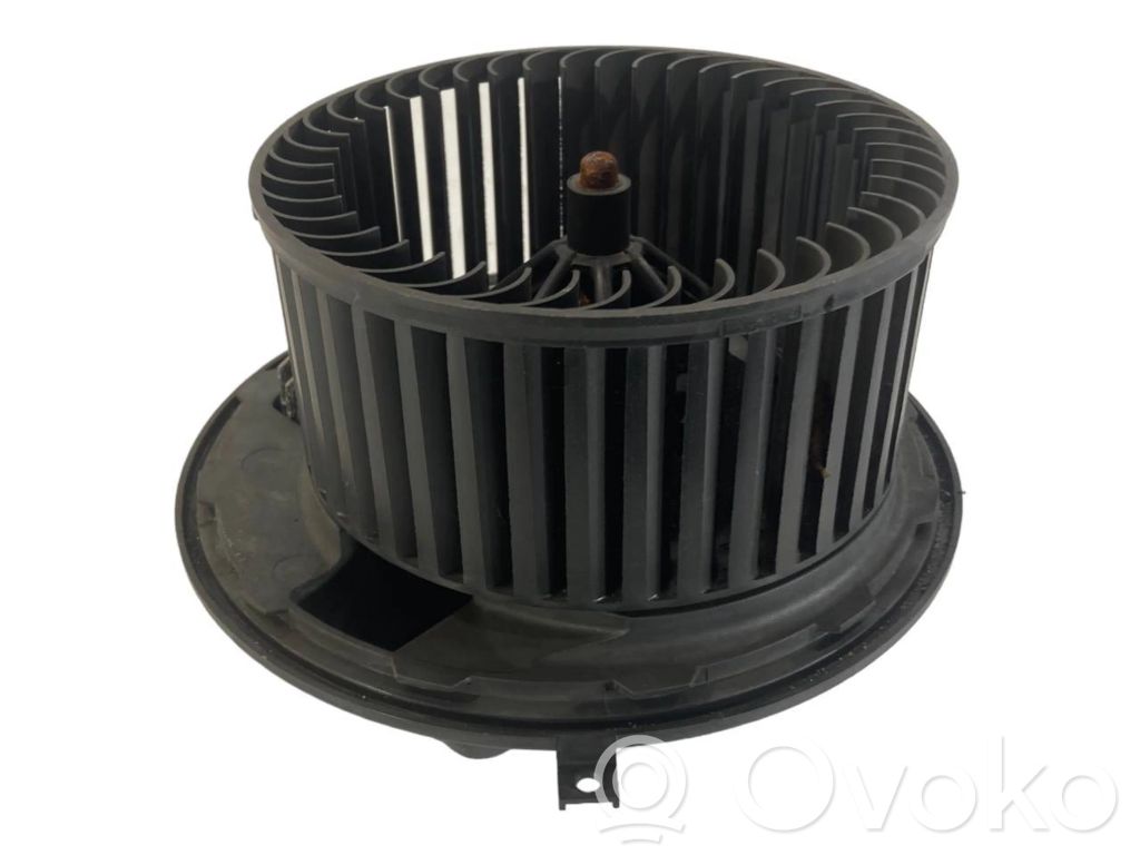 Mazā radiatora ventilators