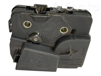 Замок задней крышки