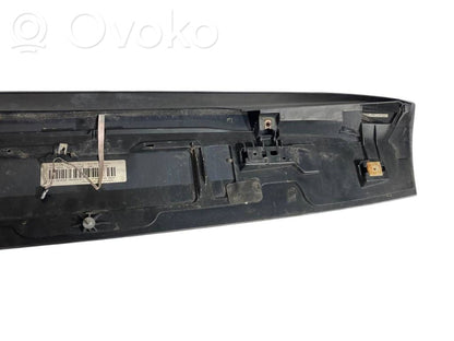 Spoilera aizmugurējais vāks