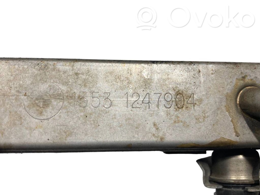 Degvielas iesmidzināšanas sistēmas komplekts