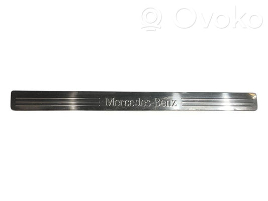 Front sill trim (inner)