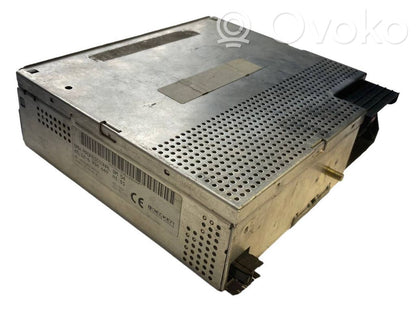 Radio / CD/DVD atskaņotājs / navigācija