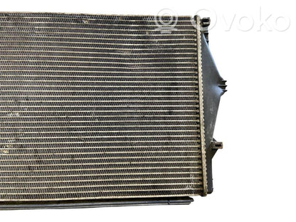 Starpdzesētāja radiators