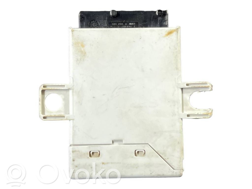 Trailer hitch control unit