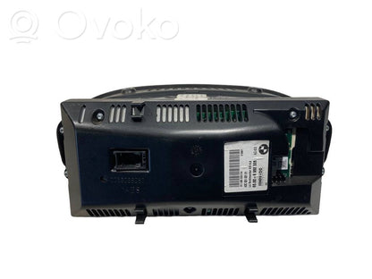 Ekrāns / displejs / mazais ekrāns