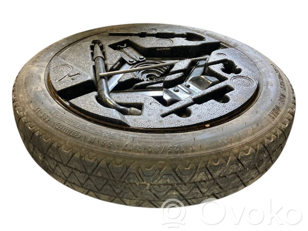 R 17 rezerves ritenis