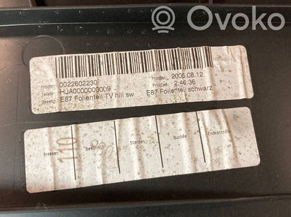 Apšuvums aizmugurējām durvīm