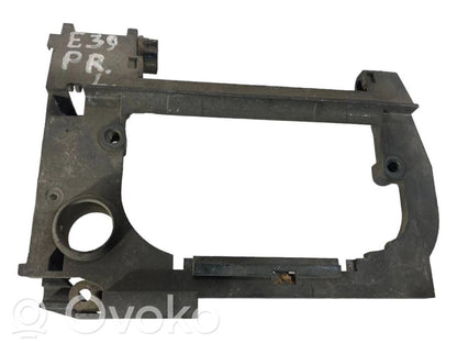 Holder/bracket for external opening handle at the front