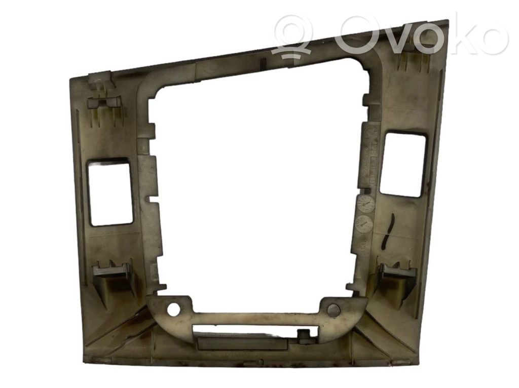 Декоративная накладка на рычаг переключения передач (пластик)