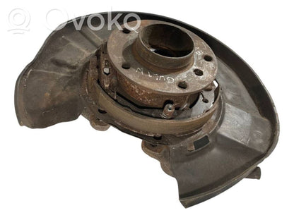 Aizmugurē riteņa rumbas vārpstas šarnīrs (stupica, capfa)