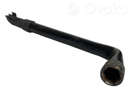 R 17 rezerves ritenis