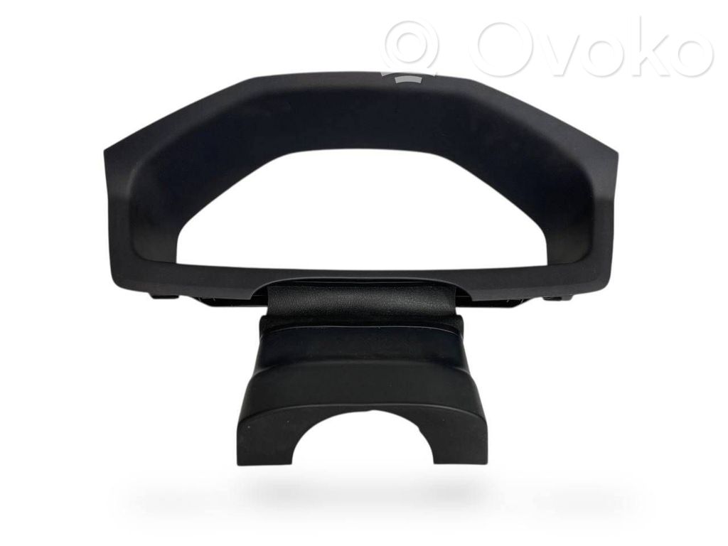 Instrumentu paneļa dekoratīvā apdare