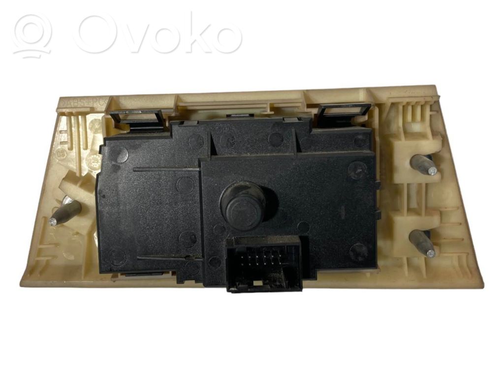 Headlight switch