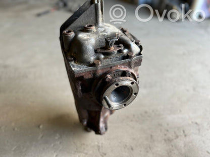 Aizmugurējais reduktors