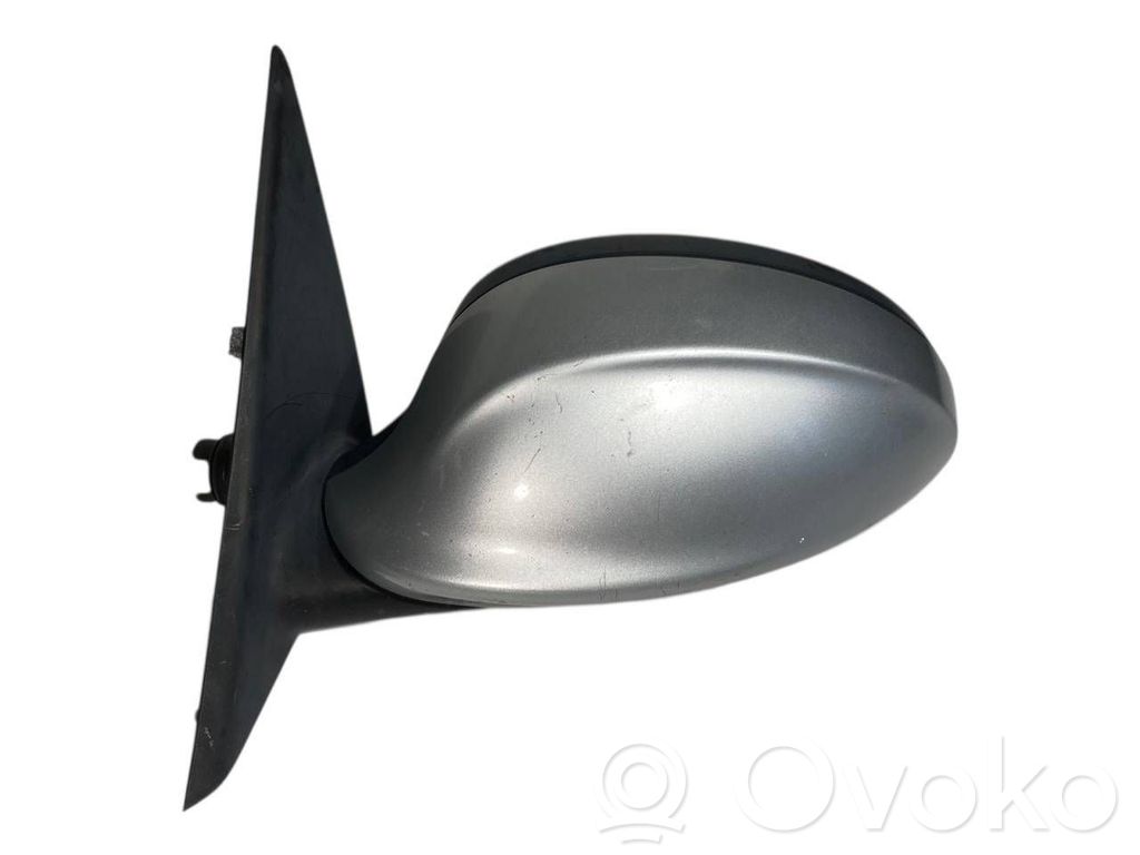 Mirror (electrically controlled)