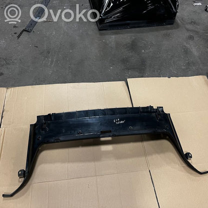 Cita veida bagāžnieka dekoratīvās apdares detaļa