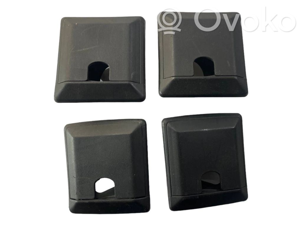 Rokturu komplekts griestiem