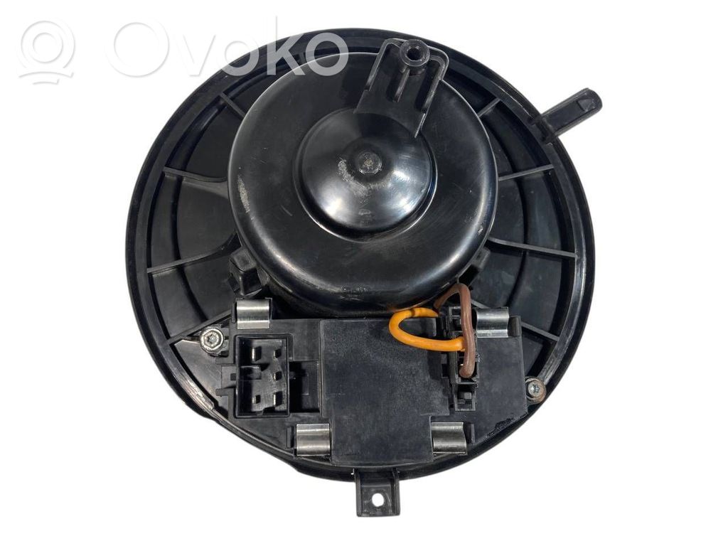 Mazā radiatora ventilators