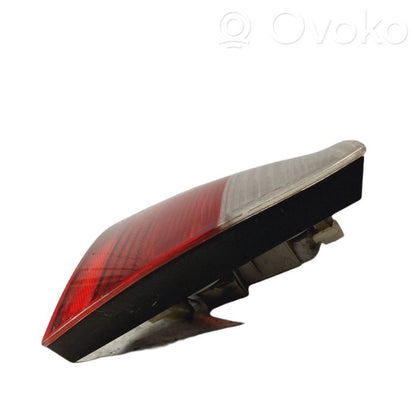 Aizmugurējo lukturu komplekts