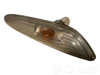 Wing turn signal light
