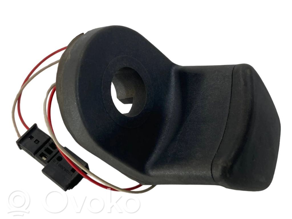 Rear window rear window opening handle