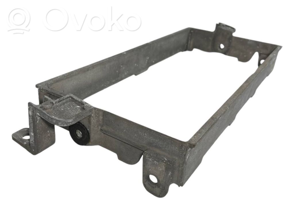 Radiouztvērēja / navigācija dekoratīvā apdare