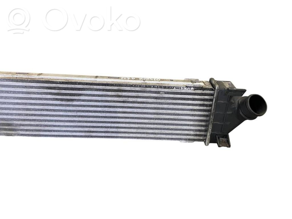 Starpdzesētāja radiators