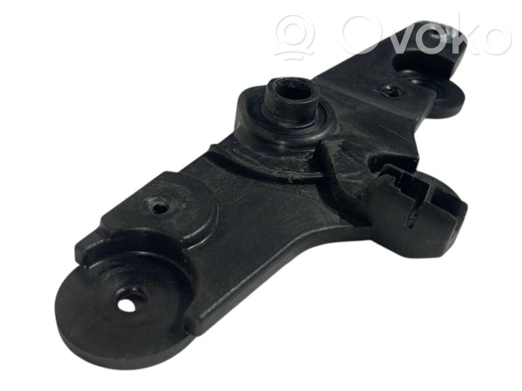 Ручка открывания капота двигателя