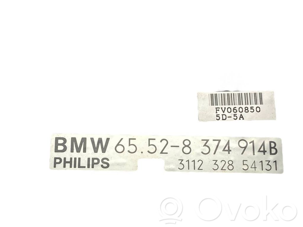 Radio / CD/DVD atskaņotājs / navigācija