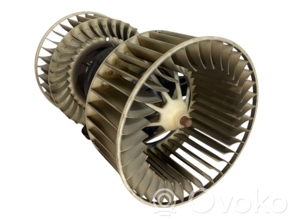 Mazā radiatora ventilators