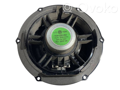 Skaļrunis (-i) priekšējās durvīs