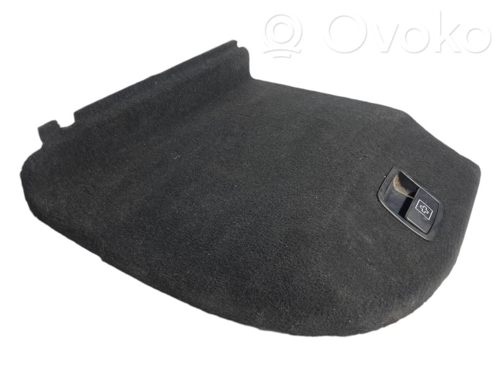 Cita veida bagāžnieka dekoratīvās apdares detaļa