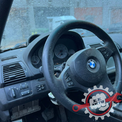 BMW X5 4.8is 2005 – rezerves daļas