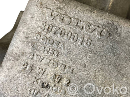 Pārnesumkārbas reduktors / razdatka