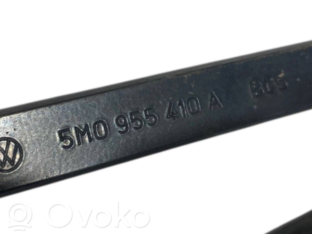 Priekšējā loga tīrītāja kājiņa