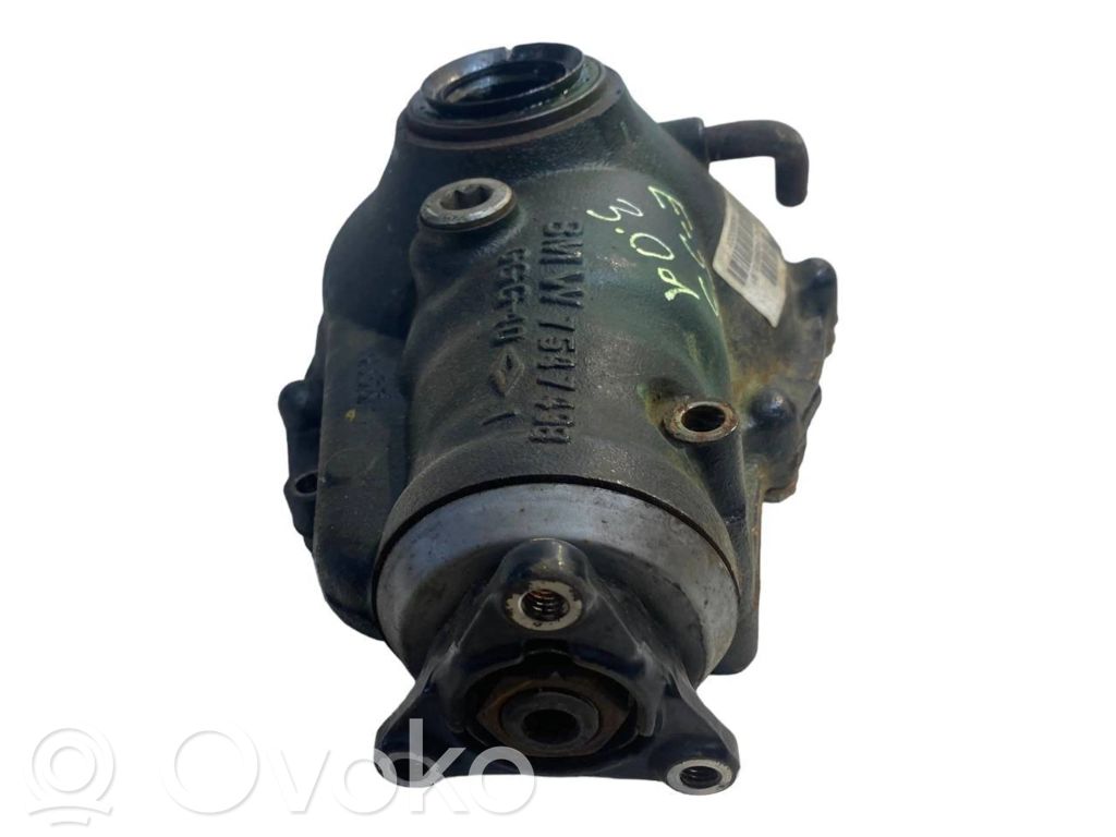 Priekšējais reduktors