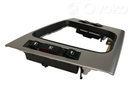 Отделка панели